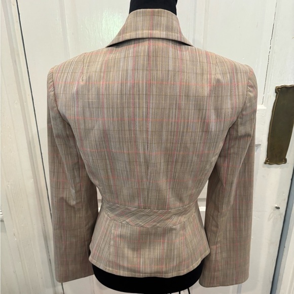 Trina Turk Los Angeles Designer Plaid Pink Beige Flare Sleeve Lined Blazer Sz 2 - Picture 2 of 5